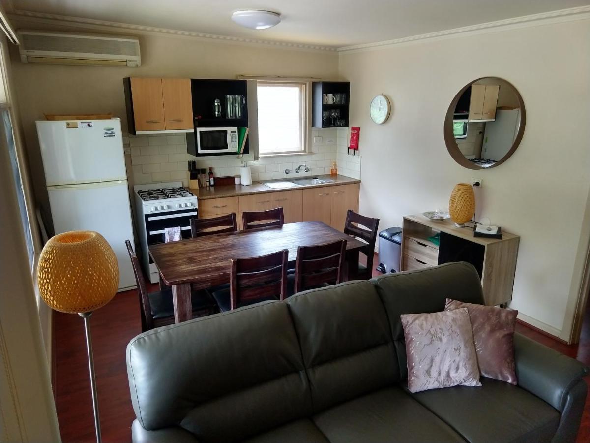 Cockatoo Cabin Halls Gap Exteriör bild